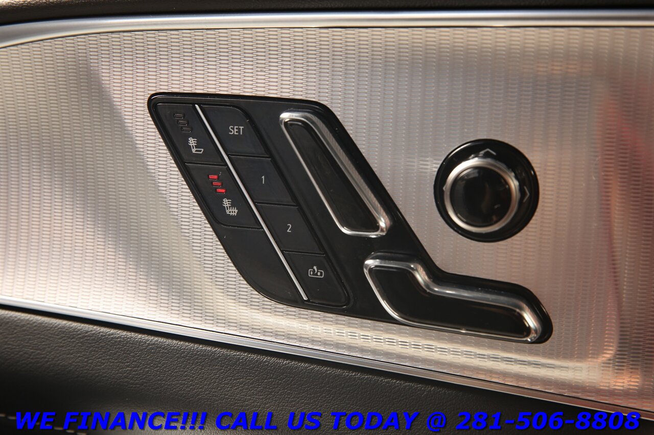 2024 Cadillac LYRIQ 2024 Tech NAV PANO ADAPT-CRUISE BLIS 360CAM30K MLS   - Photo 10 - Houston, TX 77031