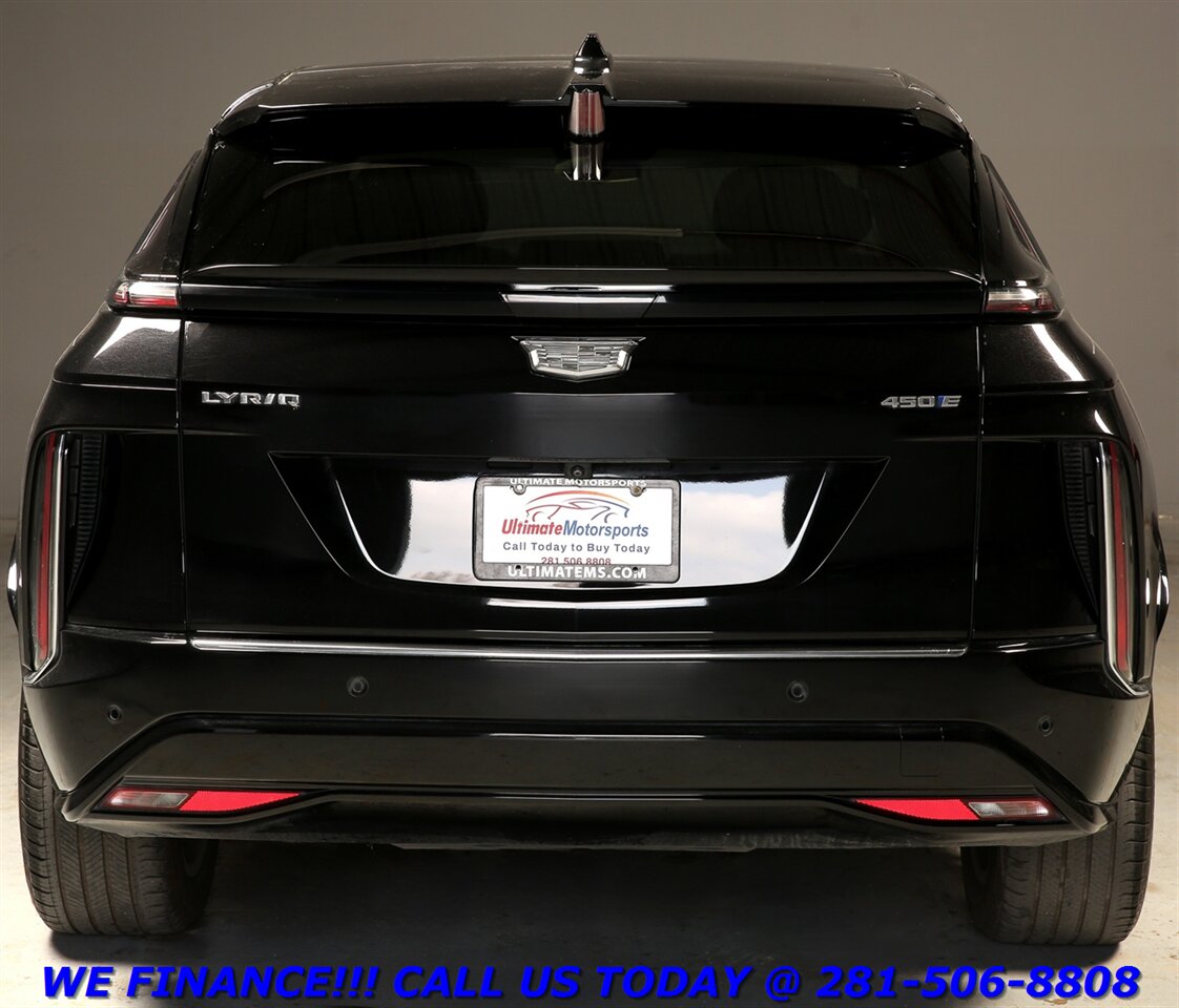 2024 Cadillac LYRIQ 2024 Tech NAV PANO ADAPT-CRUISE BLIS 360CAM30K MLS   - Photo 5 - Houston, TX 77031