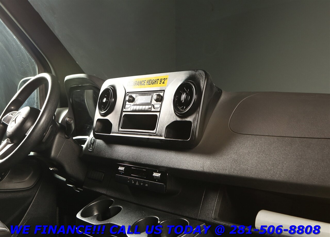 2019 Mercedes-Benz Sprinter 2019 2500 DIESEL CARGO VAN HIGH ROOF BLIND   - Photo 16 - Houston, TX 77031