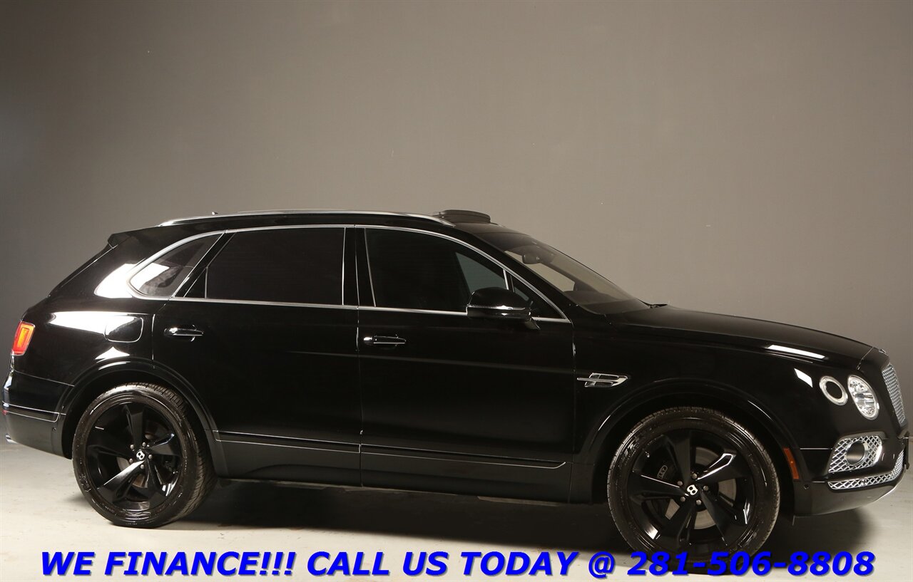 2017 Bentley Bentayga 2017 W12 First Edition TWIN-TURBO AWD NAV HUD 46K   - Photo 7 - Houston, TX 77031