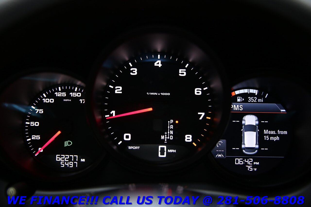 2018 Porsche Macan 2018 AWD NAV PANO SPORT HEATSEAT CAMERA 62K MLS - Photo 14 - Houston, TX 77031