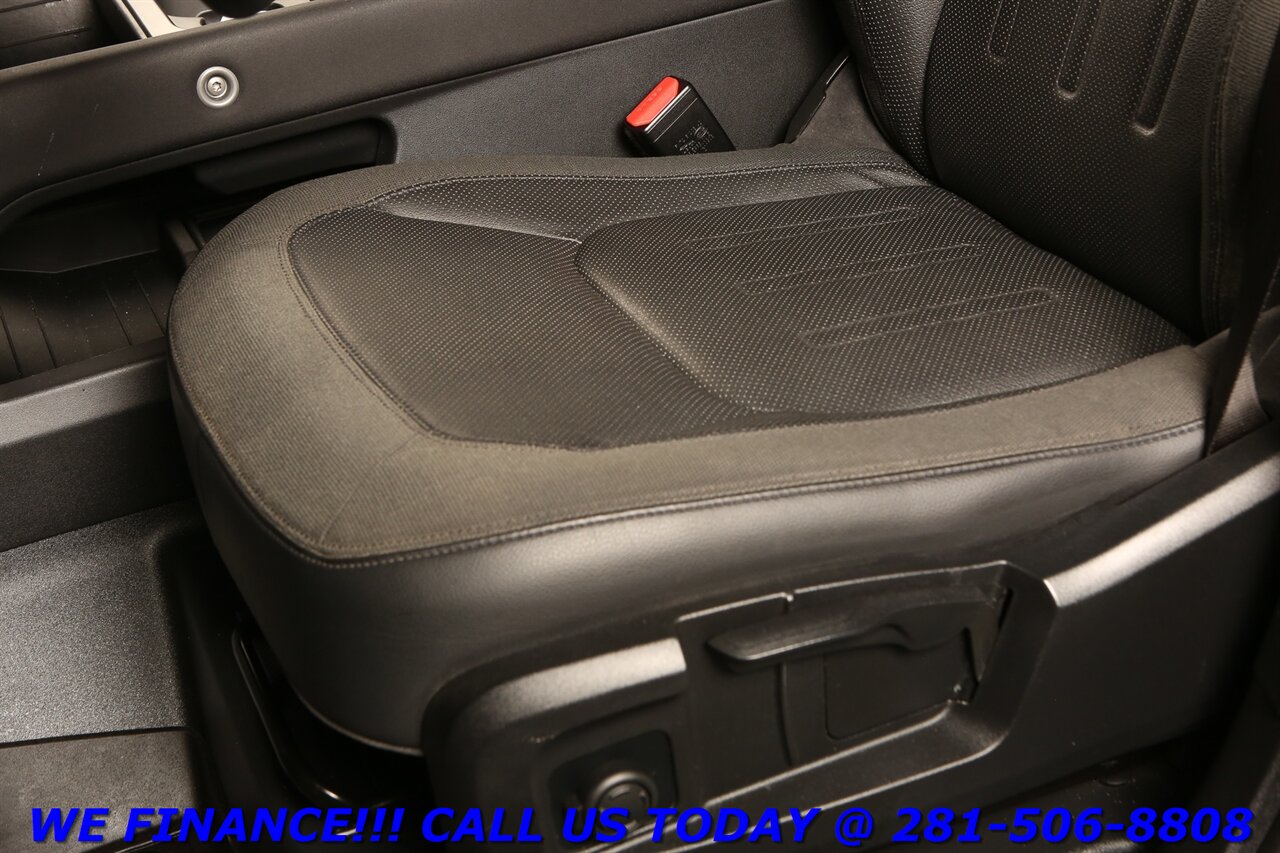 2020 Land Rover Defender 2020 110 S AWD 7-PASS NAV PANO BLIS 3ROW MERIDIAN   - Photo 14 - Houston, TX 77031