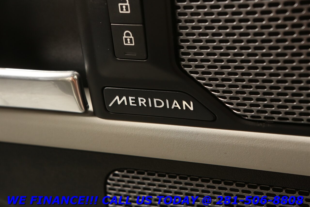 2020 Land Rover Defender 2020 110 S AWD 7-PASS NAV PANO BLIS 3ROW MERIDIAN   - Photo 10 - Houston, TX 77031