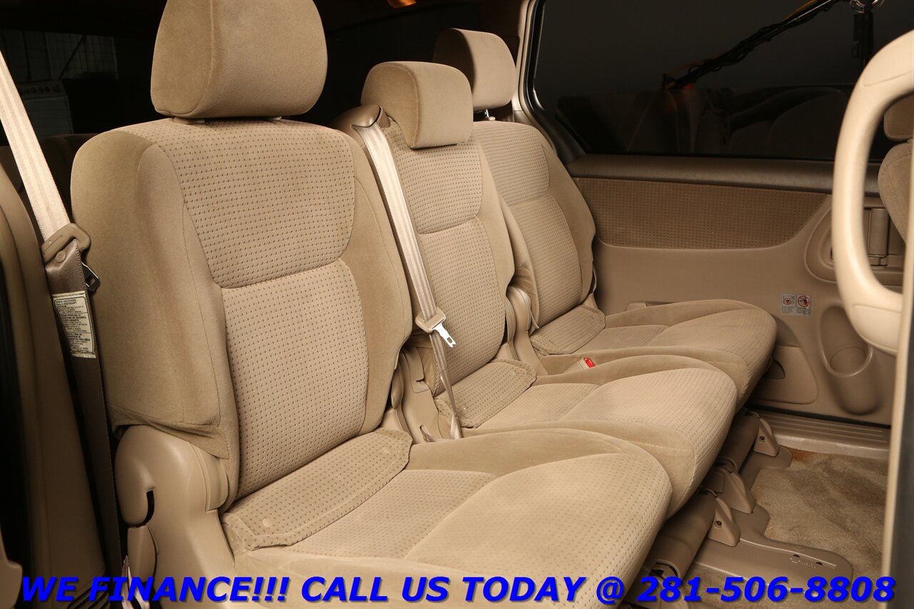 2006 Toyota Sienna 2006 LE 8PASS DVD ROOF RACK CRUISE 16K MILES!!!   - Photo 19 - Houston, TX 77031
