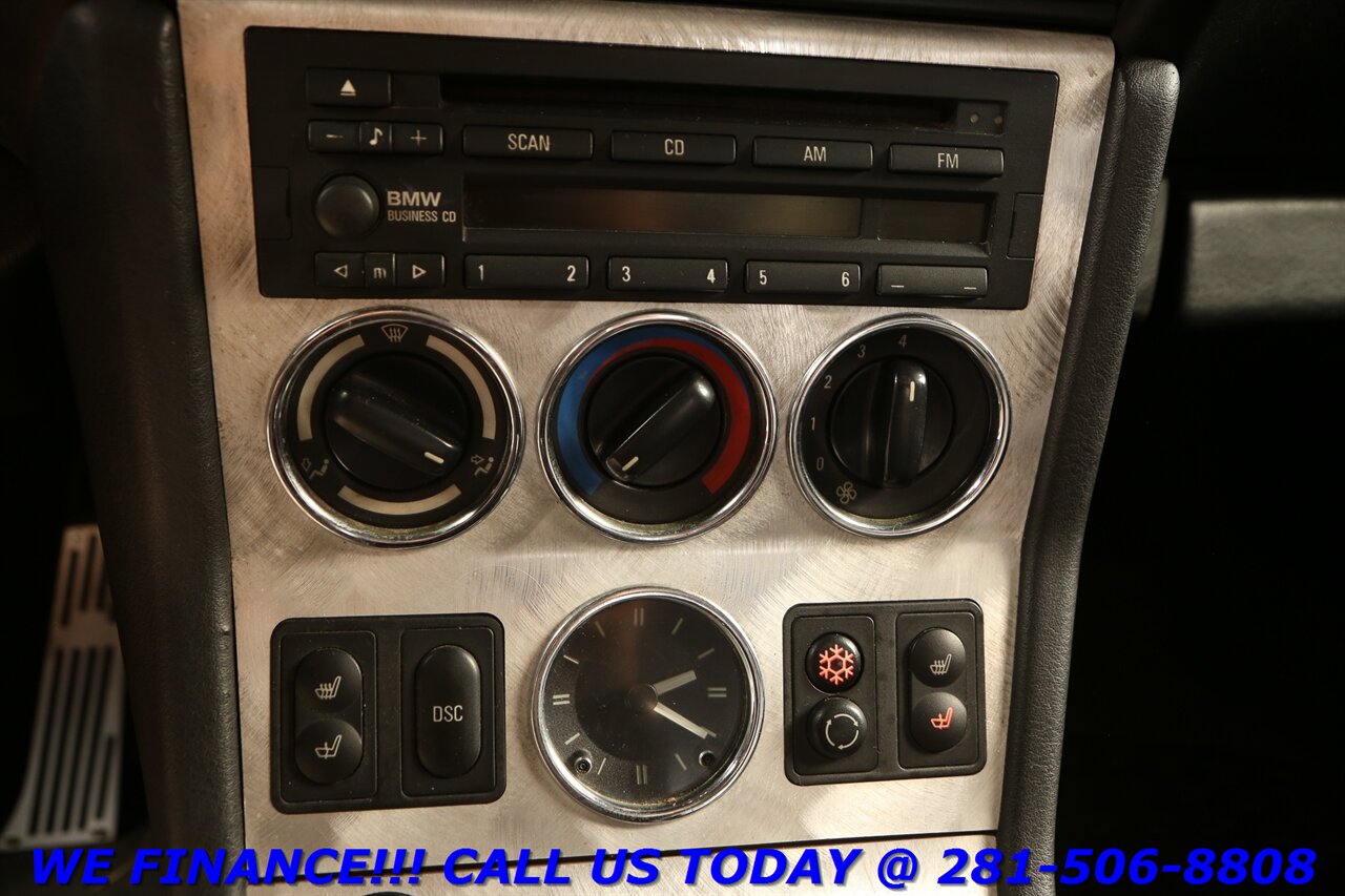 2002 BMW Z3 2002 CONVERTIBLE MANUAL 5-SPEED HEATSEAT 17 "ALLOYS   - Photo 20 - Houston, TX 77031