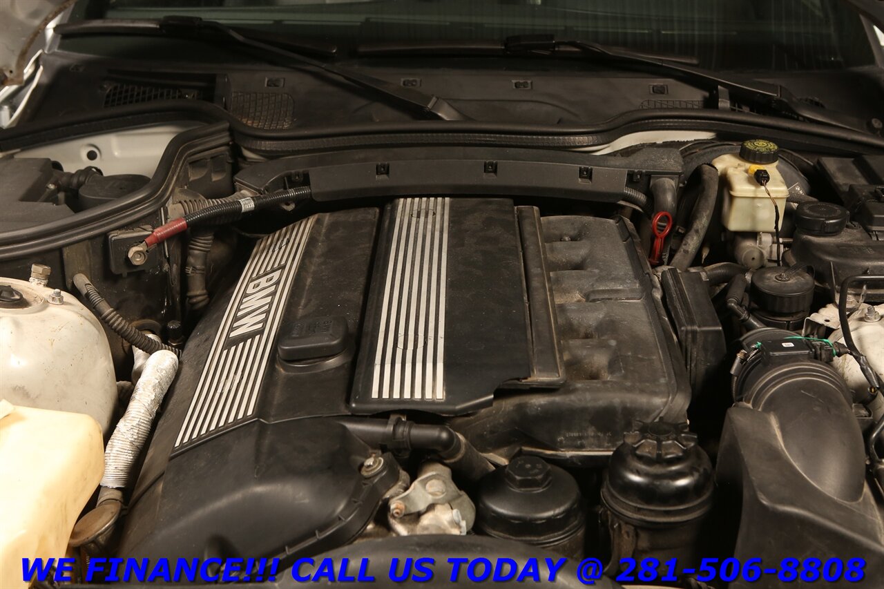 2002 BMW Z3 2002 CONVERTIBLE MANUAL 5-SPEED HEATSEAT 17 "ALLOYS   - Photo 22 - Houston, TX 77031