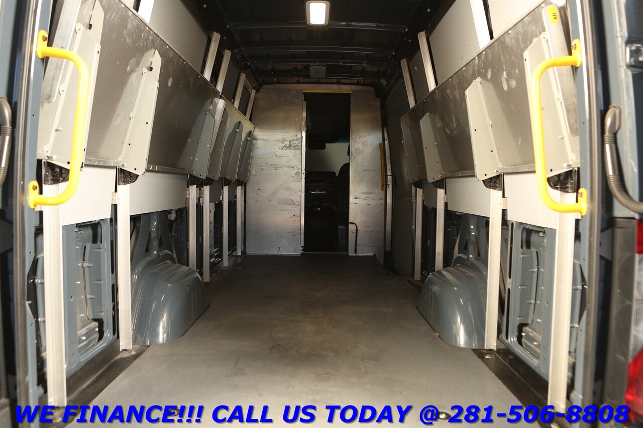 2019 Mercedes-Benz Sprinter 2019 2500 LWB 170 " DIESEL HIGH ROOF CARGO VAN 77K   - Photo 22 - Houston, TX 77031