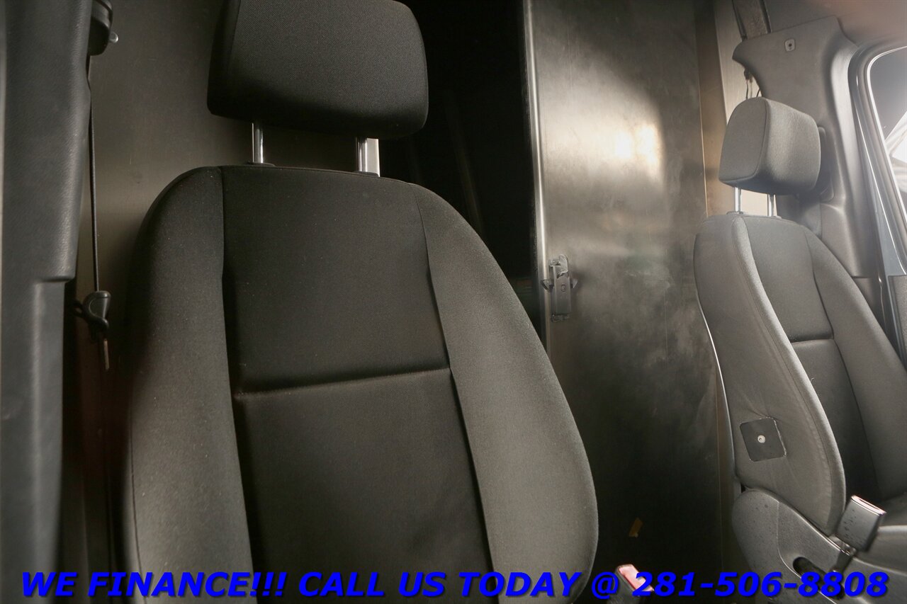 2019 Mercedes-Benz Sprinter 2019 2500 LWB 170 " DIESEL HIGH ROOF CARGO VAN 77K   - Photo 19 - Houston, TX 77031