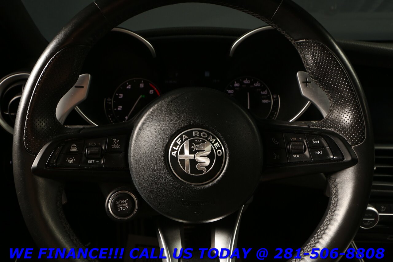 2022 Alfa Romeo Giulia 2022 Veloce AWD NAV PANO ADAPT CRUISE BLIND 33K   - Photo 13 - Houston, TX 77031