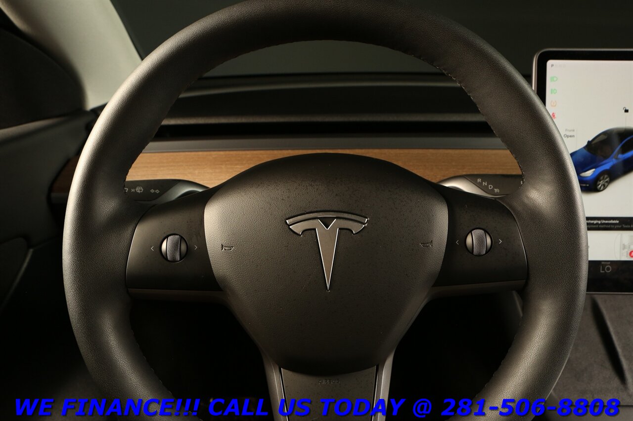 2021 Tesla Model Y 2021 Long Range AWD AUTOPILOT NAV PANO BLIND 35K   - Photo 14 - Houston, TX 77031