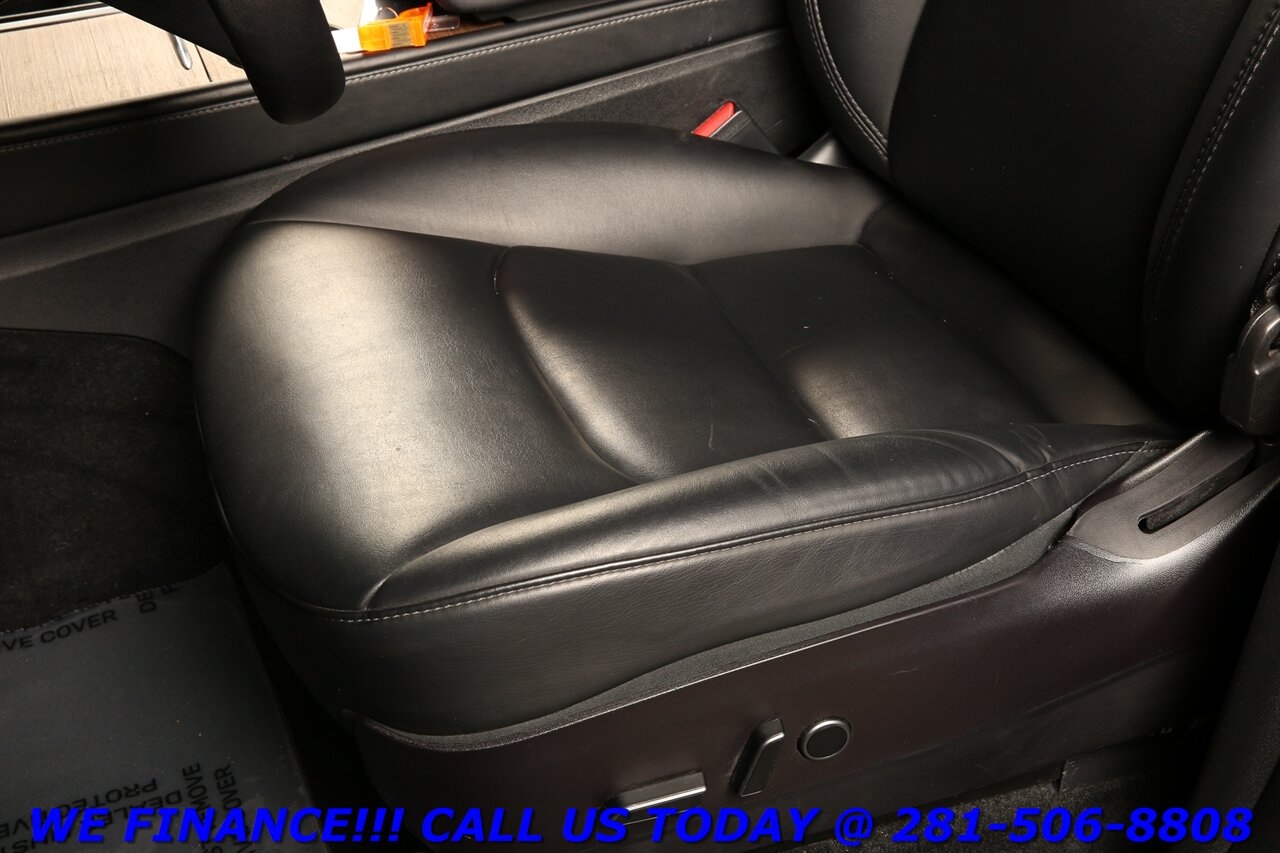 2022 Tesla Model Y 2022 Long Range AWD FSD3 ACCELBOOST PANO AUTOPILOT   - Photo 13 - Houston, TX 77031