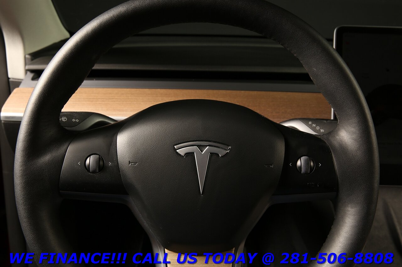 2022 Tesla Model Y 2022 Long Range AWD FSD3 ACCELBOOST PANO AUTOPILOT   - Photo 14 - Houston, TX 77031