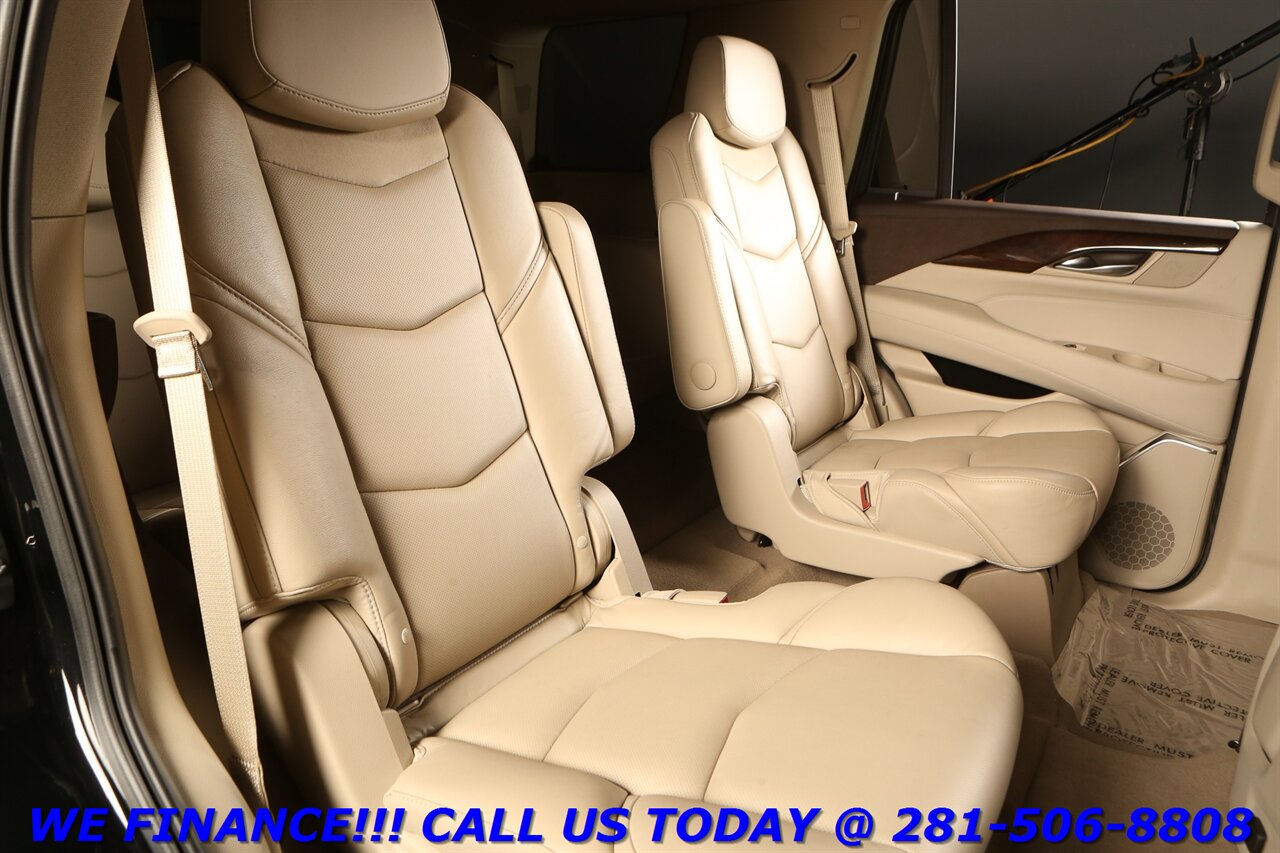 2017 Cadillac Escalade 2017 Luxury NAV HUD DVD SUN BLIND CAMERA 7PASS 28K   - Photo 22 - Houston, TX 77031