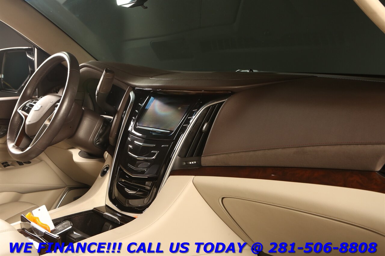 2017 Cadillac Escalade 2017 Luxury NAV HUD DVD SUN BLIND CAMERA 7PASS 28K   - Photo 18 - Houston, TX 77031