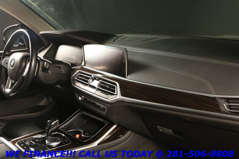 2020 BMW X7 2020 xDrive40i AWD NAV PANO BL photo