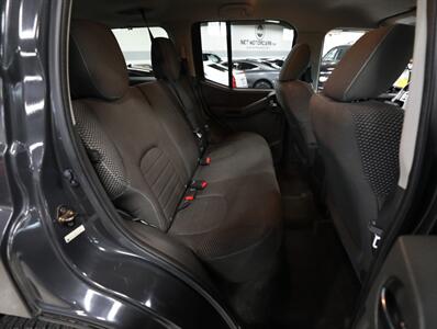 2015 Nissan Xterra PRO-4X 4x4   - Photo 23 - Addison, IL 60101