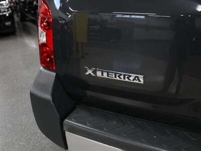 2015 Nissan Xterra PRO-4X 4x4   - Photo 13 - Addison, IL 60101