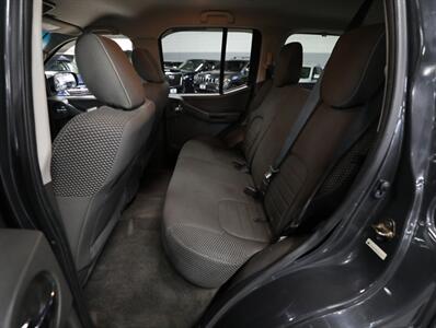 2015 Nissan Xterra PRO-4X 4x4   - Photo 27 - Addison, IL 60101