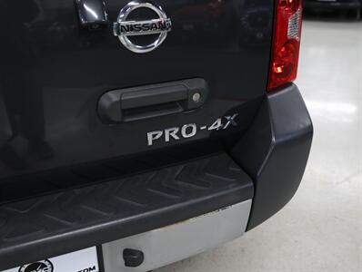 2015 Nissan Xterra PRO-4X 4x4   - Photo 12 - Addison, IL 60101