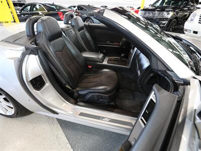 2006 Cadillac XLR V   - Photo 21 - Addison, IL 60101