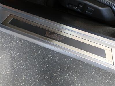 2006 Cadillac XLR V   - Photo 28 - Addison, IL 60101