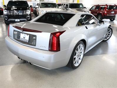 2006 Cadillac XLR V   - Photo 39 - Addison, IL 60101