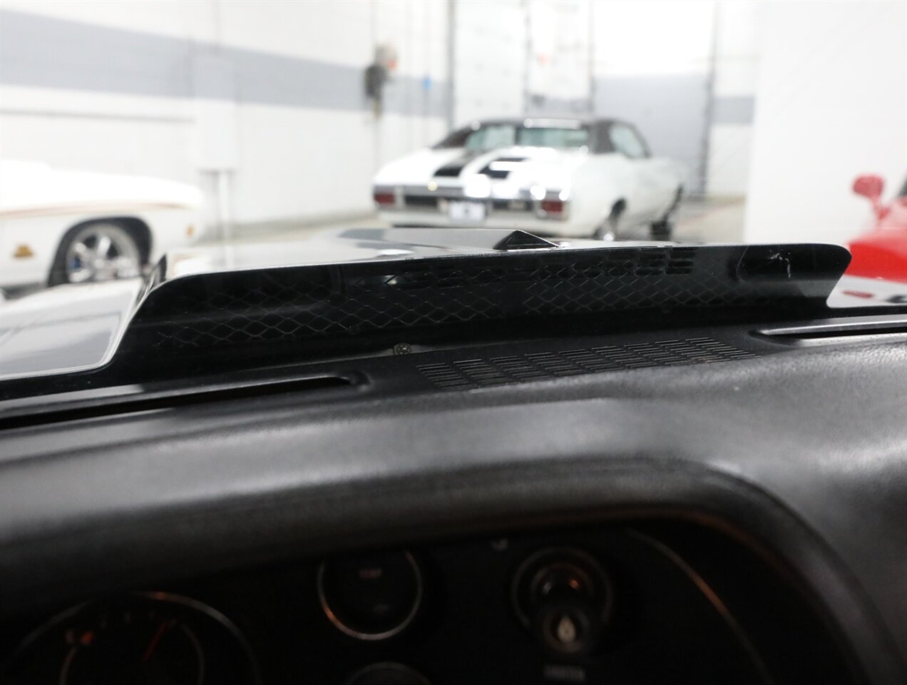 1972 Chevrolet Camaro Z28 - Photo 48 - Addison, IL 60101