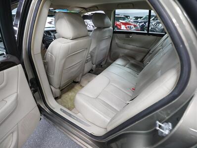 2011 Cadillac DTS 4.6L V8   - Photo 26 - Addison, IL 60101