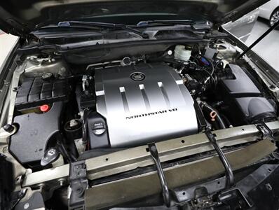 2011 Cadillac DTS 4.6L V8   - Photo 43 - Addison, IL 60101