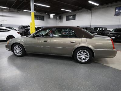 2011 Cadillac DTS 4.6L V8   - Photo 17 - Addison, IL 60101