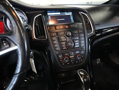 2019 Buick Cascada Premium   - Photo 26 - Addison, IL 60101