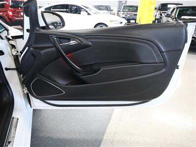 2019 Buick Cascada Premium   - Photo 16 - Addison, IL 60101