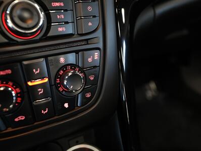 2019 Buick Cascada Premium   - Photo 27 - Addison, IL 60101