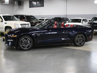 2021 Ford Mustang GT Premium Convertible   - Photo 14 - Addison, IL 60101