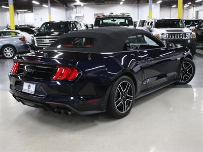 2021 Ford Mustang GT Premium Convertible   - Photo 42 - Addison, IL 60101