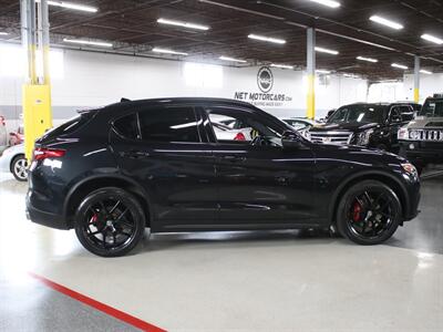 2018 Alfa Romeo Stelvio Ti Sport AWD   - Photo 8 - Addison, IL 60101