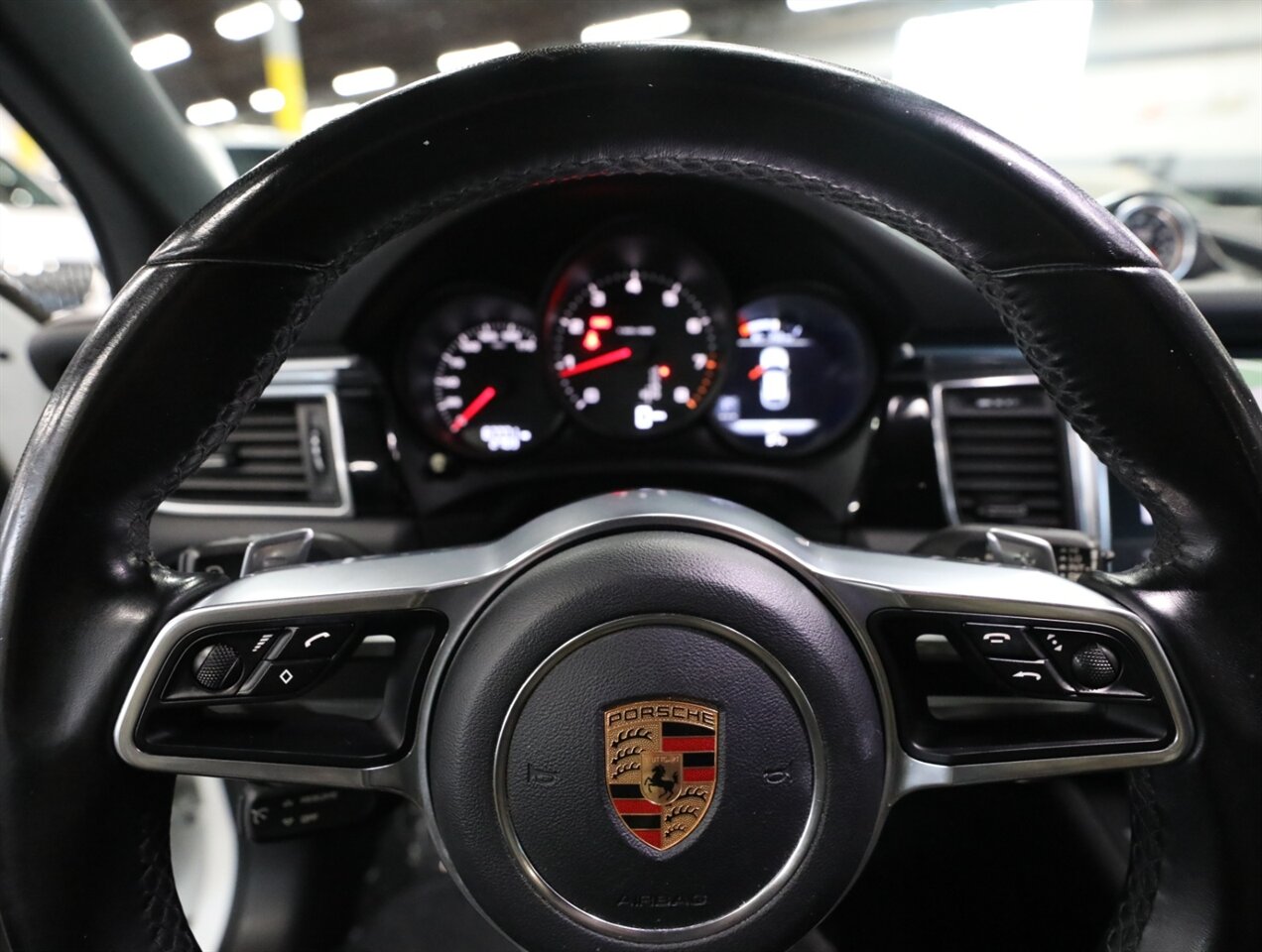 2018 Porsche Macan Sport - Photo 40 - Addison, IL 60101