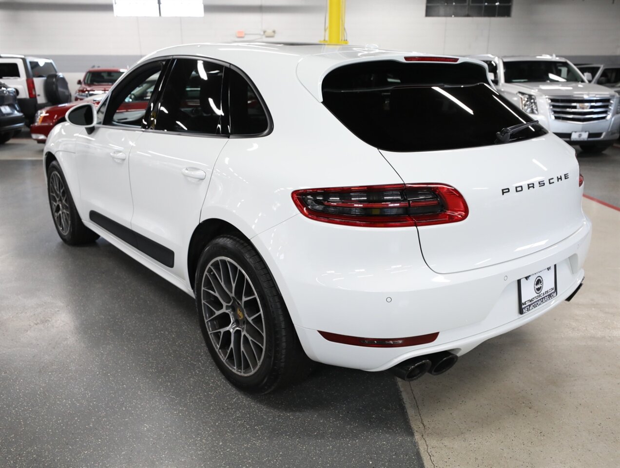 2018 Porsche Macan Sport - Photo 12 - Addison, IL 60101