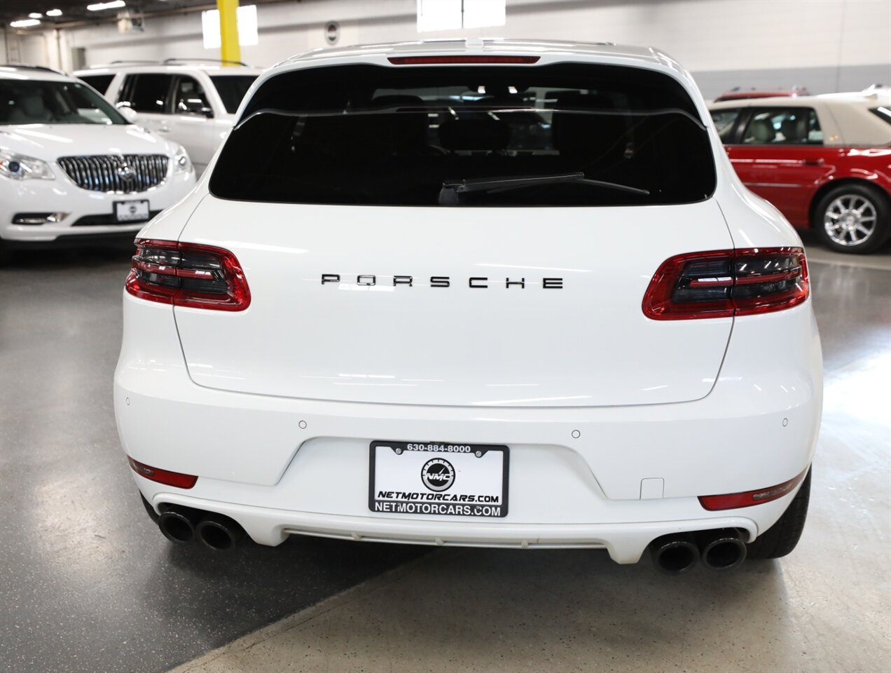 2018 Porsche Macan Sport - Photo 10 - Addison, IL 60101