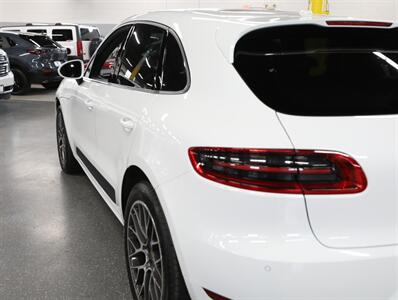 2018 Porsche Macan Sport - Photo 13 - Addison, IL 60101