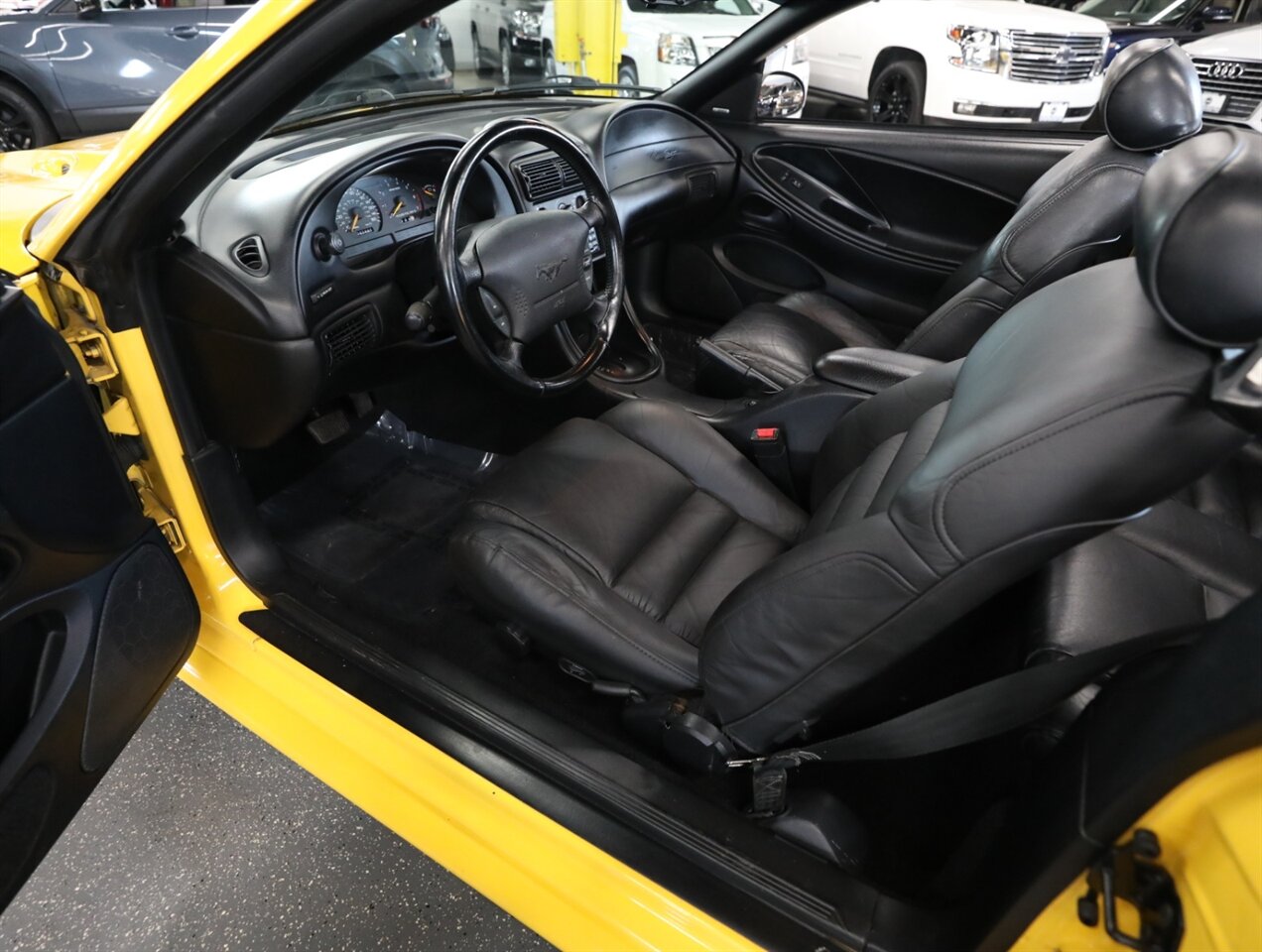 1995 Ford Mustang GT - Photo 29 - Addison, IL 60101