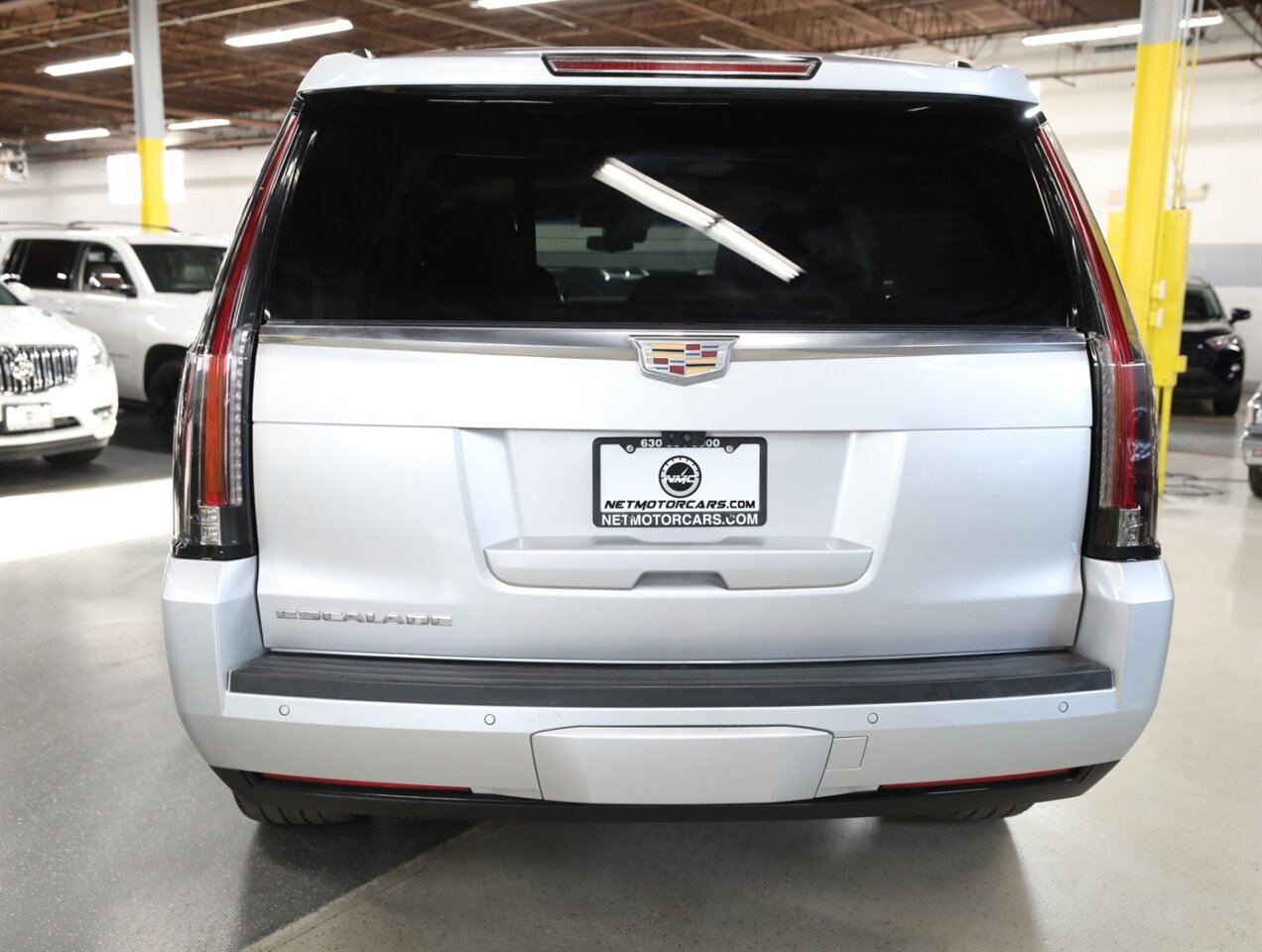 2020 Cadillac Escalade Luxury 4WD - Photo 10 - Addison, IL 60101