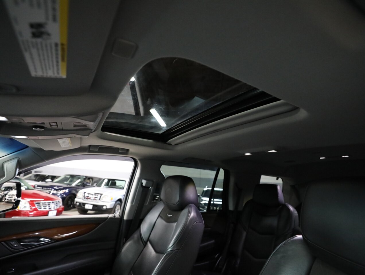 2020 Cadillac Escalade Luxury 4WD - Photo 34 - Addison, IL 60101