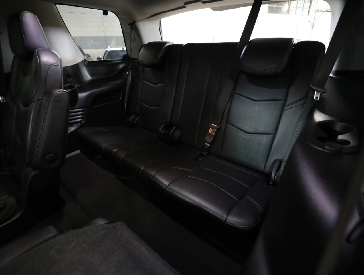 2020 Cadillac Escalade Luxury 4WD - Photo 21 - Addison, IL 60101