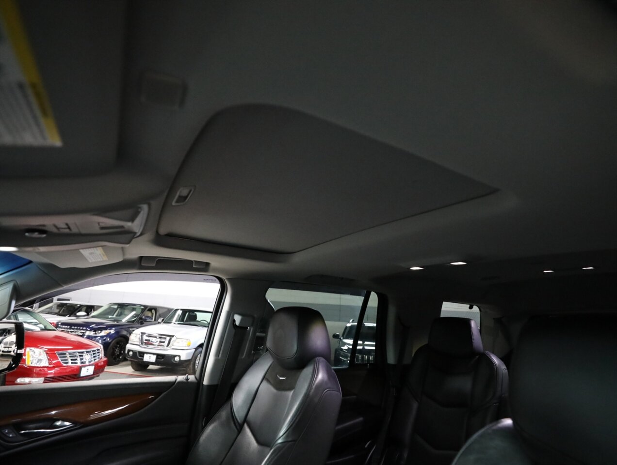 2020 Cadillac Escalade Luxury 4WD - Photo 35 - Addison, IL 60101