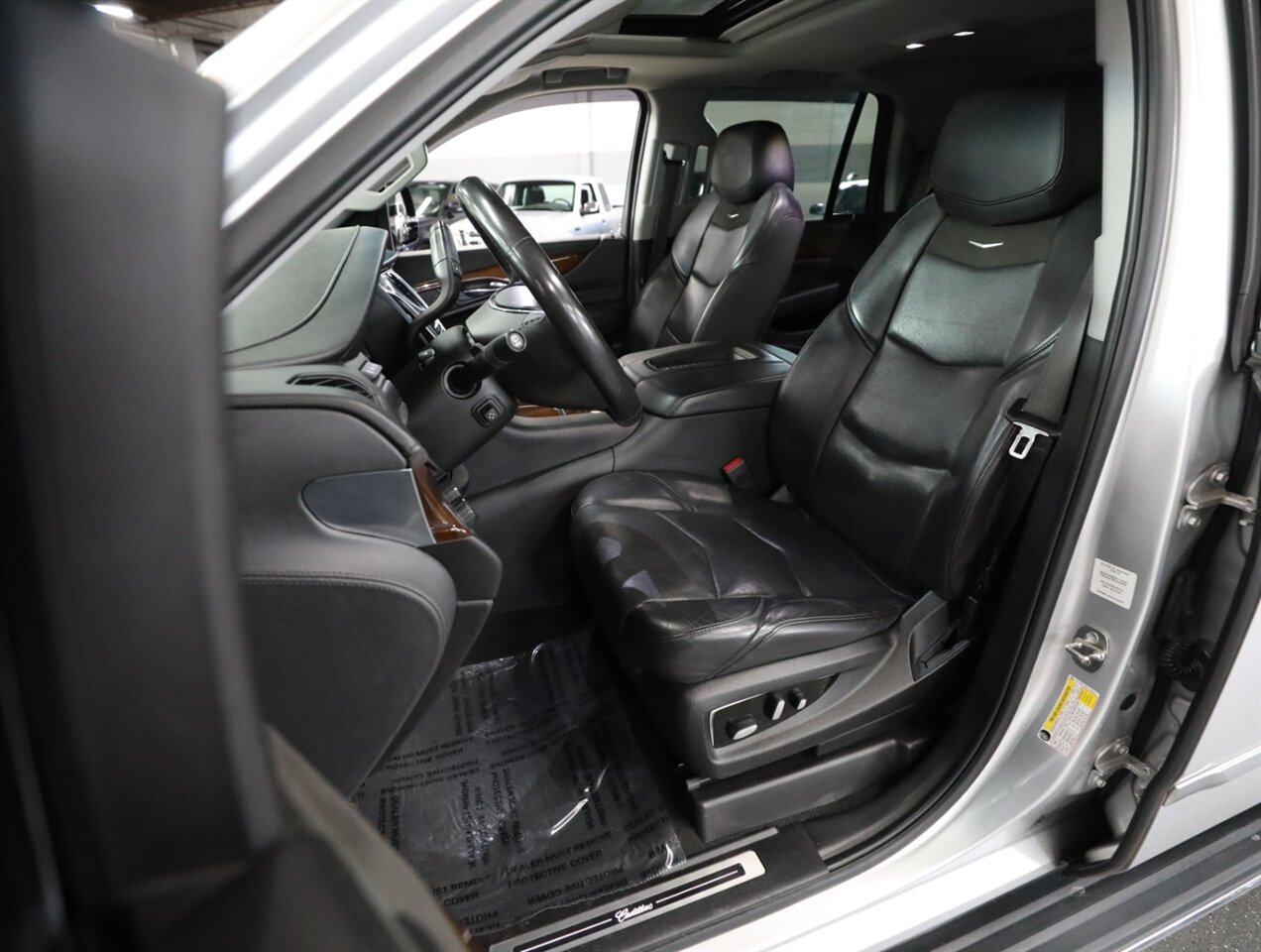 2020 Cadillac Escalade Luxury 4WD - Photo 33 - Addison, IL 60101