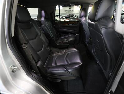2020 Cadillac Escalade Luxury 4WD - Photo 19 - Addison, IL 60101