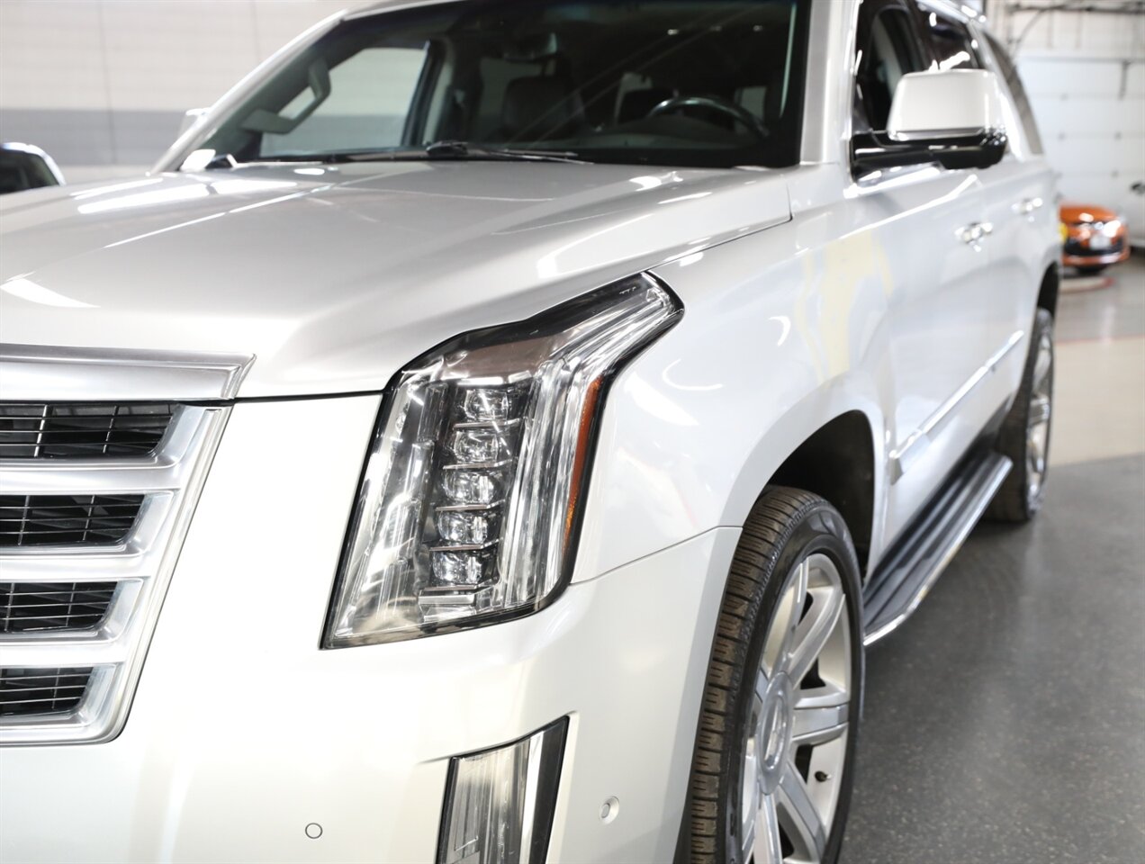 2020 Cadillac Escalade Luxury 4WD - Photo 5 - Addison, IL 60101