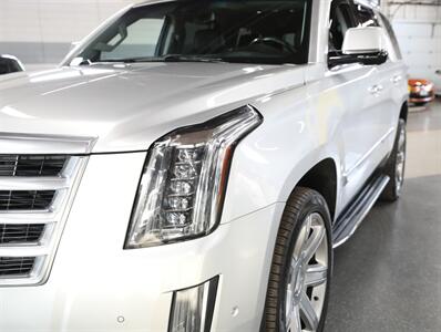 2020 Cadillac Escalade Luxury 4WD - Photo 5 - Addison, IL 60101