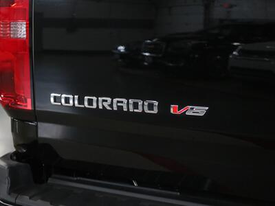 2017 Chevrolet Colorado ZR2 4X4   - Photo 18 - Addison, IL 60101
